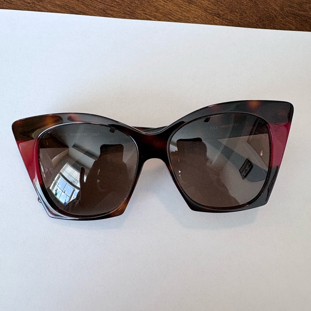 Chic Tortoise Shell Polarized Sunglasses